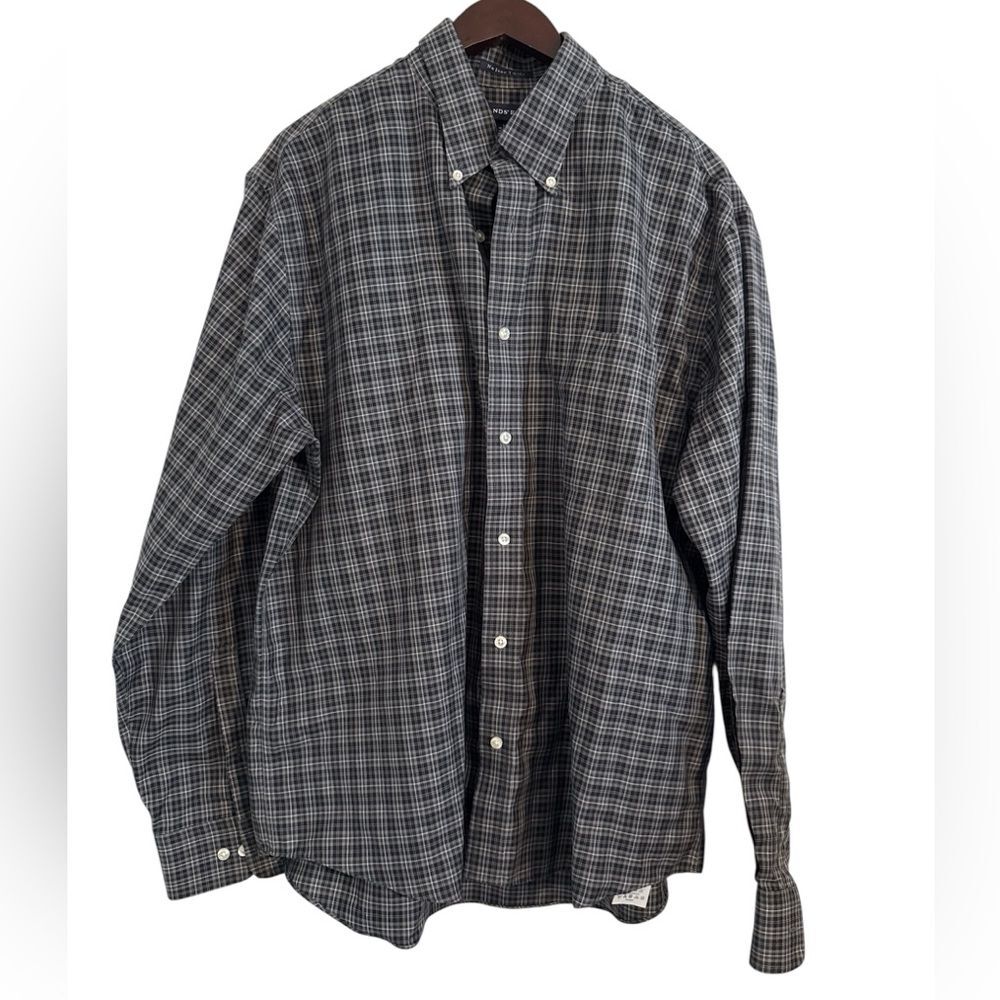 Lands End Shirt Mens Large Gray Black Plaid Long Sleeve Button Up No iron twill